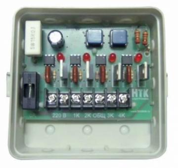 Светоконтроллер ЭКСЭ-402М (8 А/IP54)